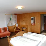 Krone Hotel 3*
