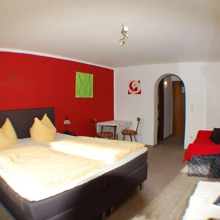 克朗乡村酒店 酒店